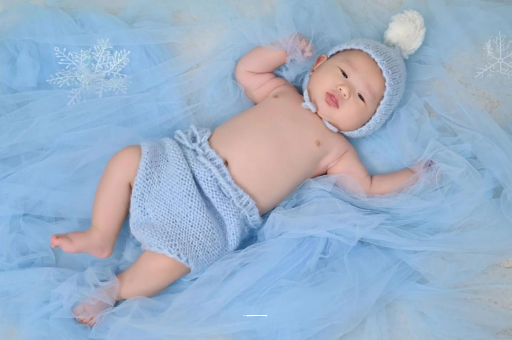 来宾宝宝后囟门闭合时间